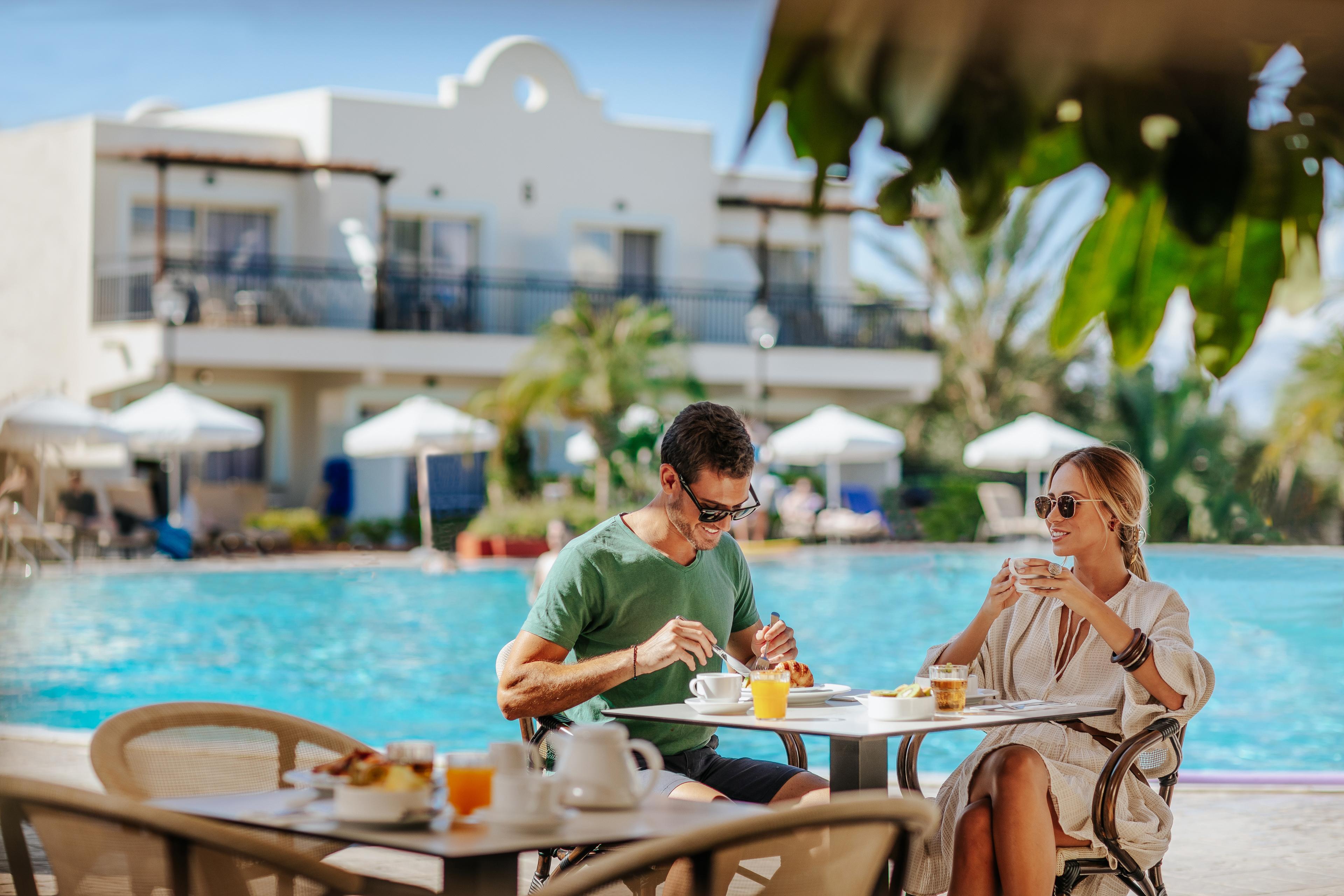 Louis Paphos Breeze Otel Klorakas Dış mekan fotoğraf