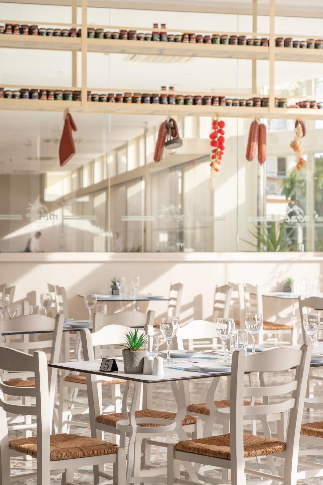 Louis Paphos Breeze Otel Klorakas Dış mekan fotoğraf
