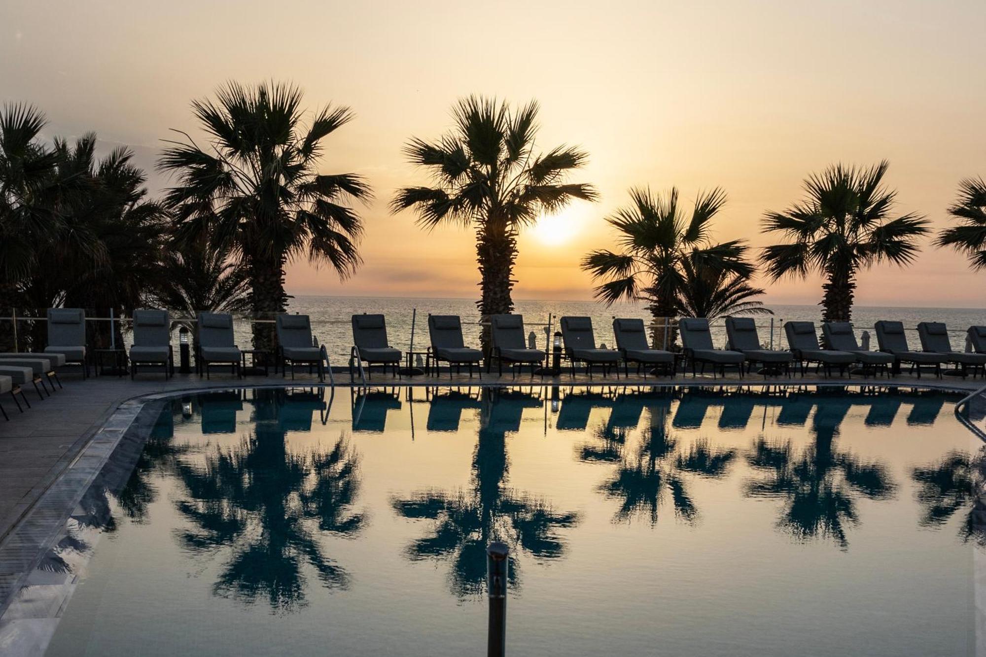 Louis Paphos Breeze Otel Klorakas Dış mekan fotoğraf